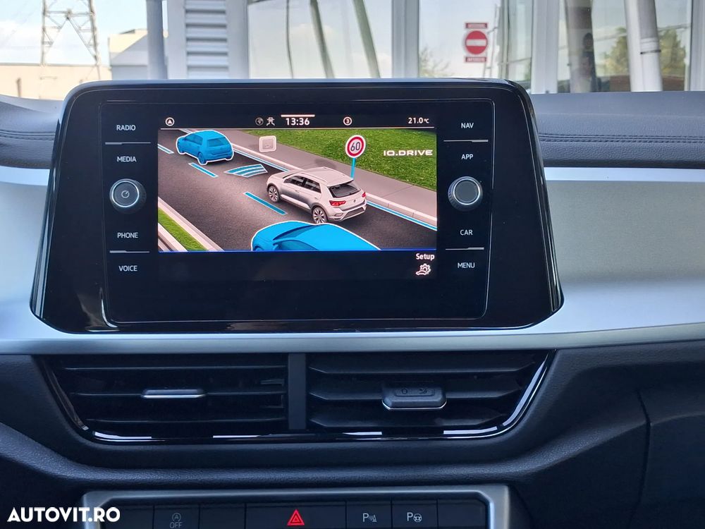 Volkswagen T-Roc 2.0 TDI SCR DSG Life - 26