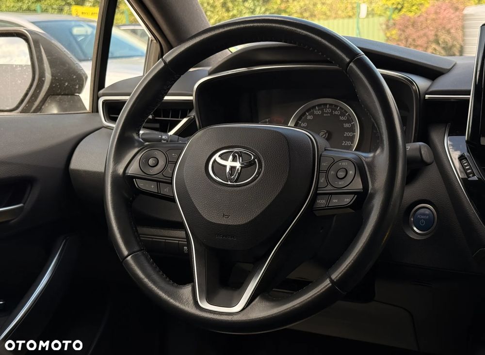 Toyota Corolla - 26