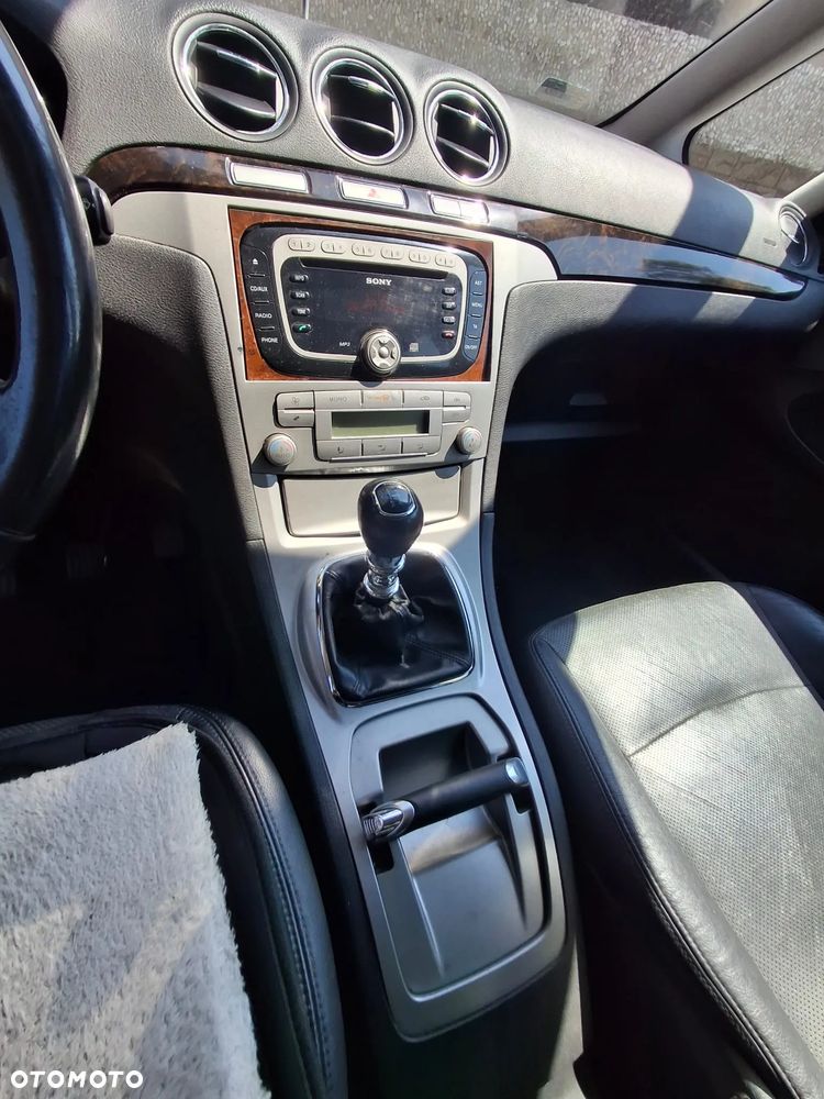 Ford Galaxy 2.0 TDCi Ghia - 5