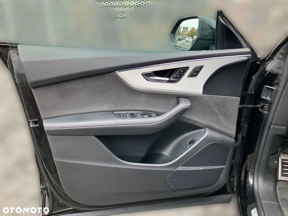 Audi Q8 - 29