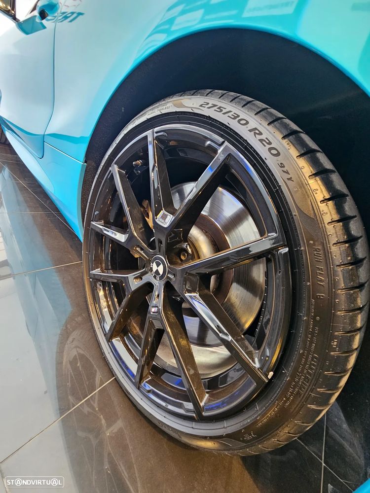 BMW M850i xDrive - 16