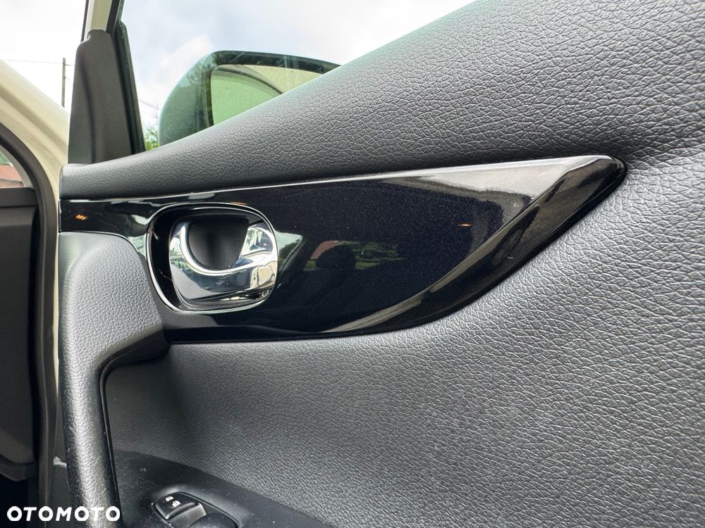 Nissan Qashqai 1.2 DIG-T Visia - 14