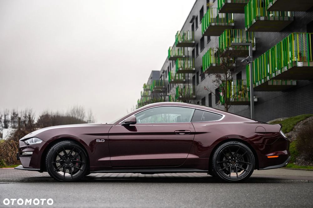 Ford Mustang - 8