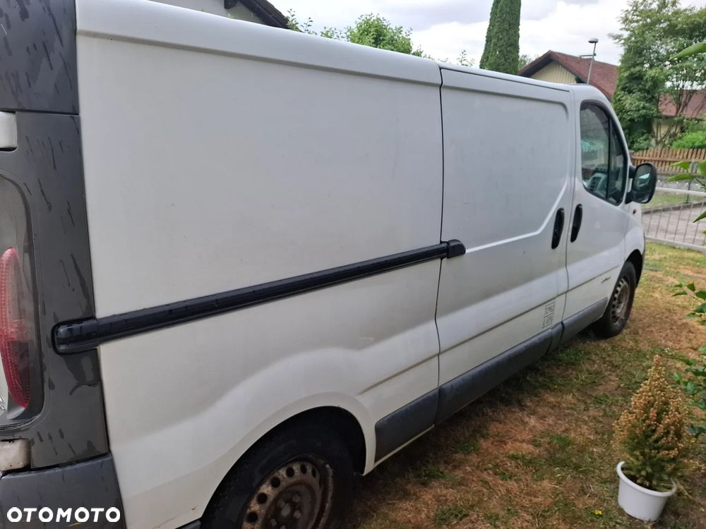 Renault Trafic - 1