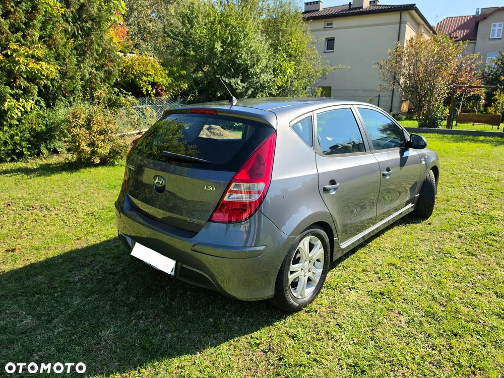 Hyundai i30 1.4 Comfort - 4