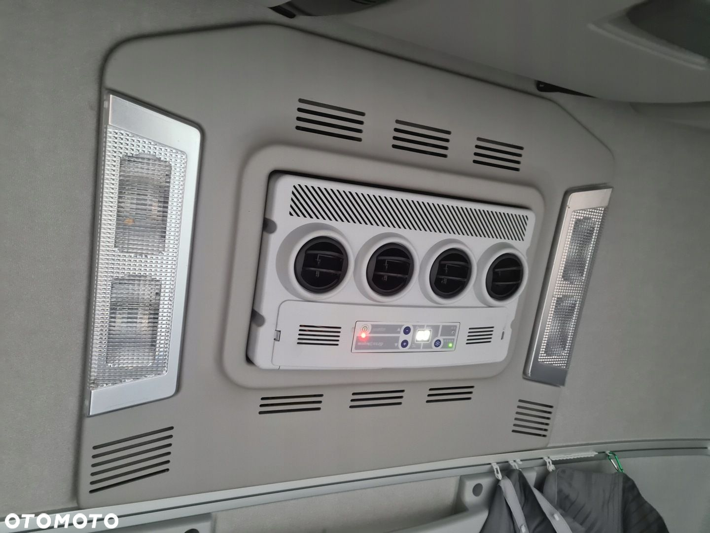 KLIMATYZACJA POSTOJOWA DIRNA BERGSTROM 24V SLIMFIT RENAULT GAMA T - 7