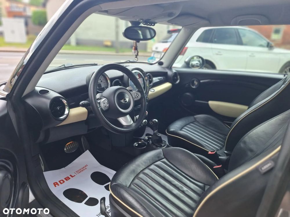 MINI Cooper S Cabrio - 10