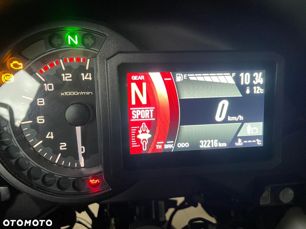 Kawasaki Versys 1000 - 24