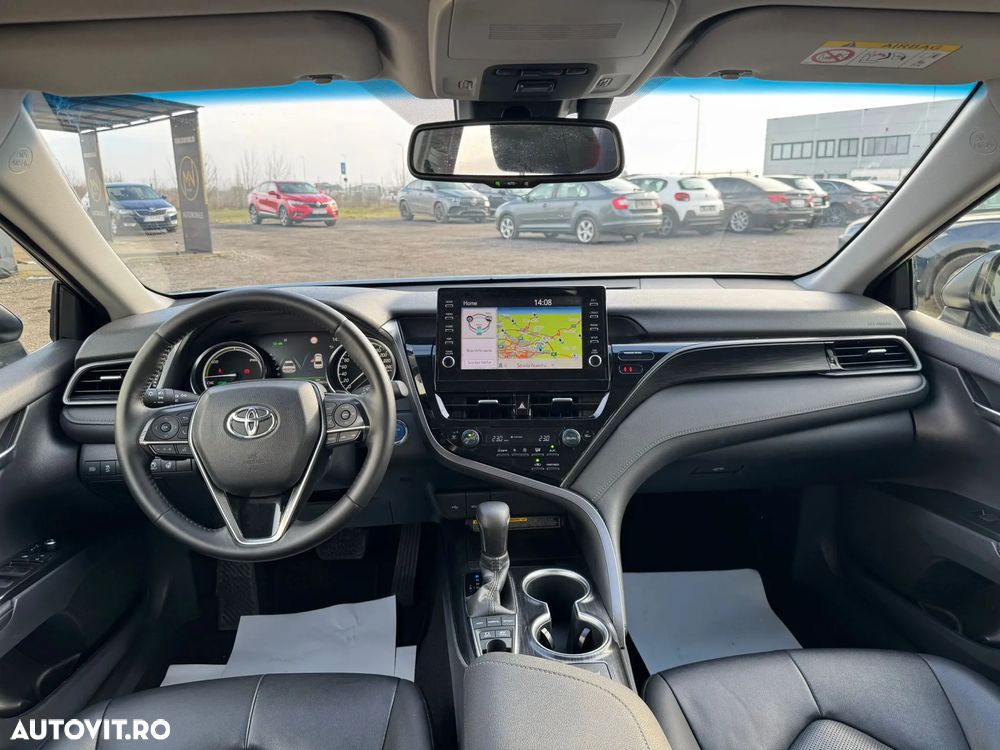 Toyota Camry 2.5 Dynamic - 7