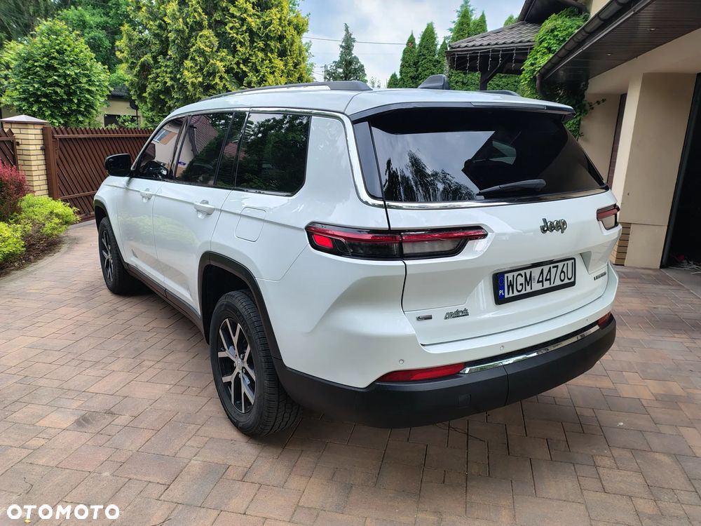 Jeep Grand Cherokee - 18