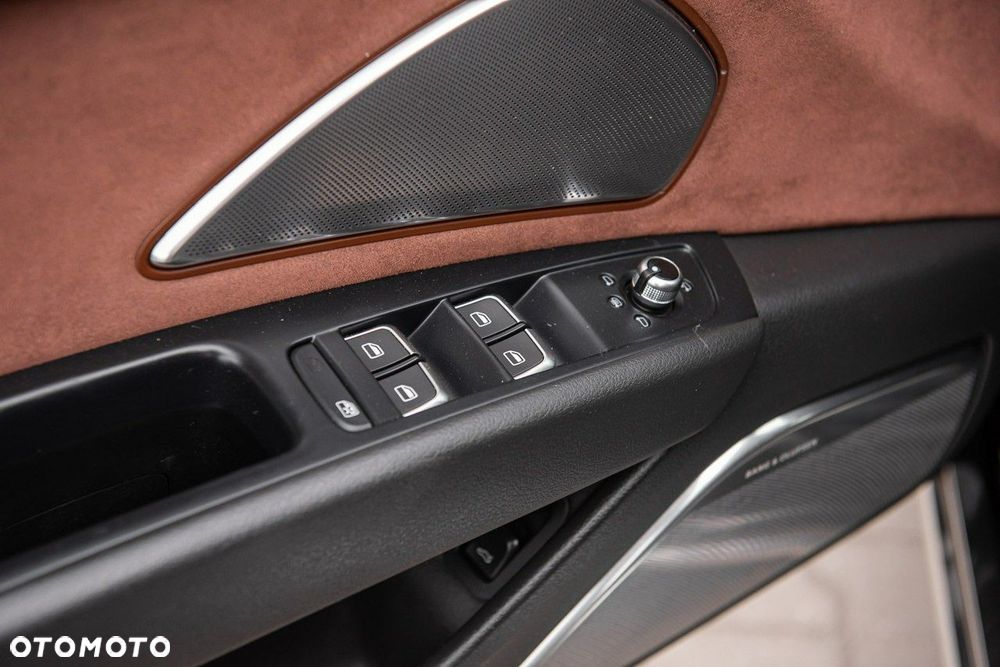 Audi A8 4.2 TDI Quattro - 29