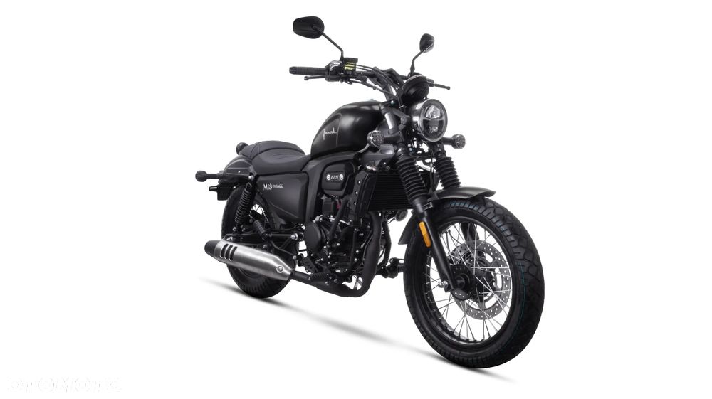Junak M18