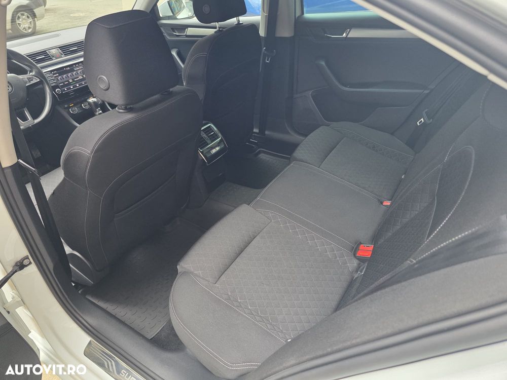 Skoda Superb 2.0 TDI DSG Premium Edition - 7