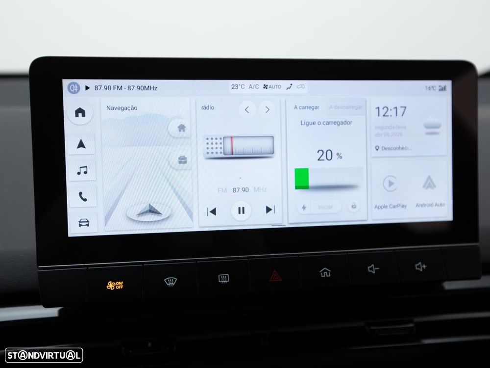 MG MG4 64 kWh Luxury - 24