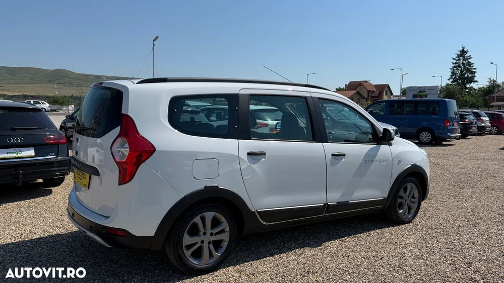 Dacia Lodgy 1.5 dCi Stepway - 22