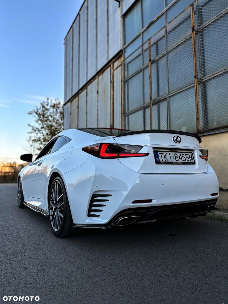 Lexus RC 200t / 300 F Sport - 9