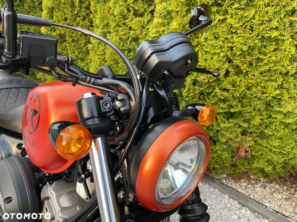 Hyosung GV - 19