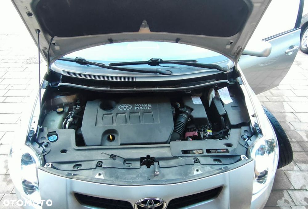 Toyota Auris 1.6 Premium MM - 3