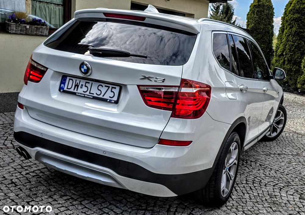 BMW X3 xDrive28i Sport - 4