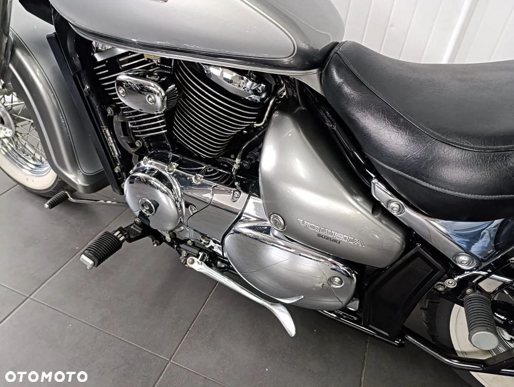 Suzuki VL 800 Volusia - 9