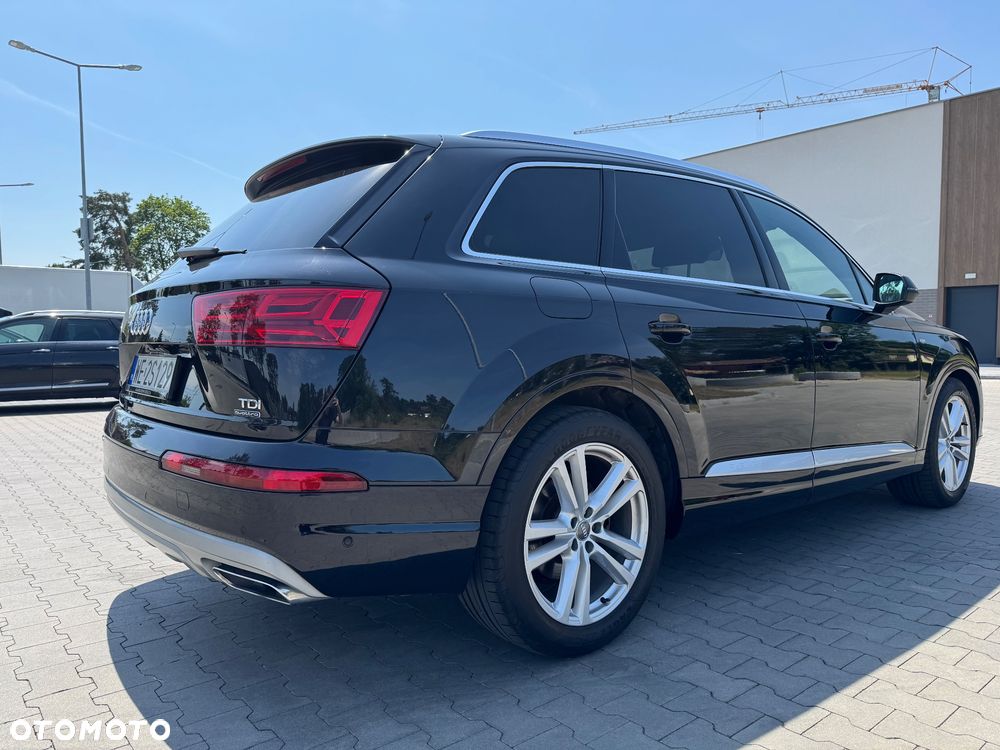 Audi Q7 - 8