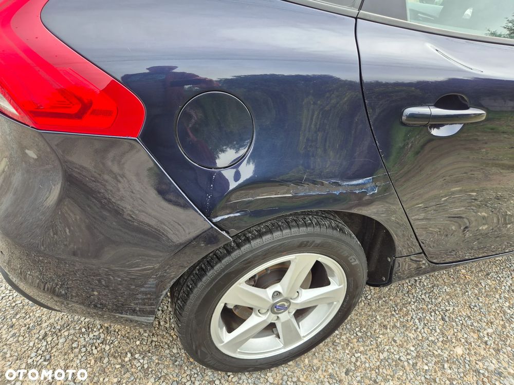 Volvo V40 D2 Geartronic Momentum - 22