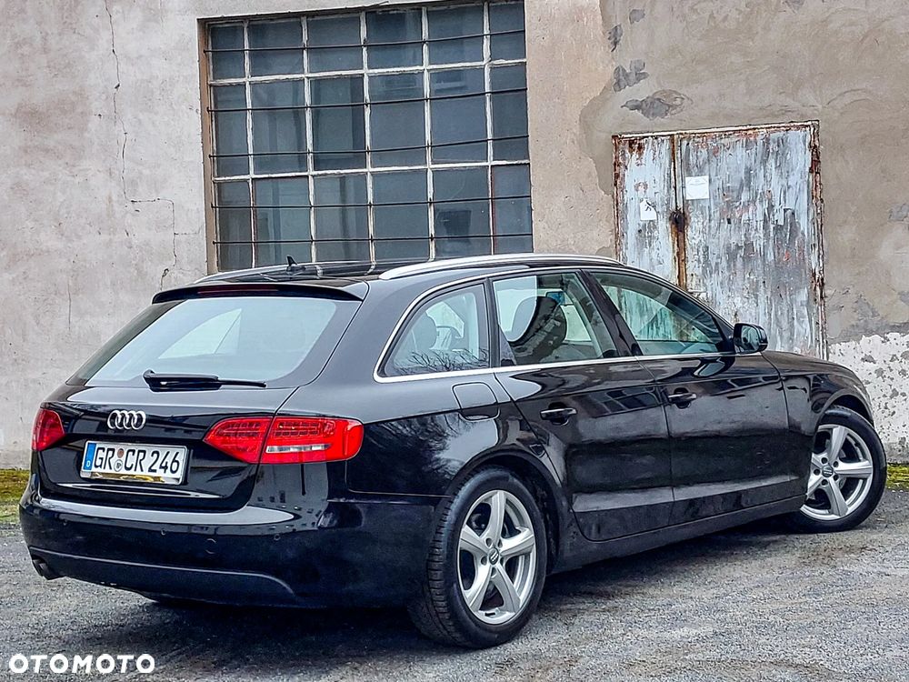 Audi A4 Avant 2.0 TDI DPF Ambition - 23