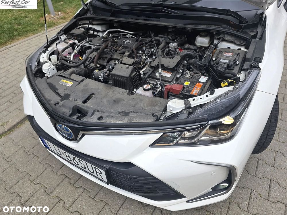 Toyota Corolla 1.8 Hybrid Comfort - 32