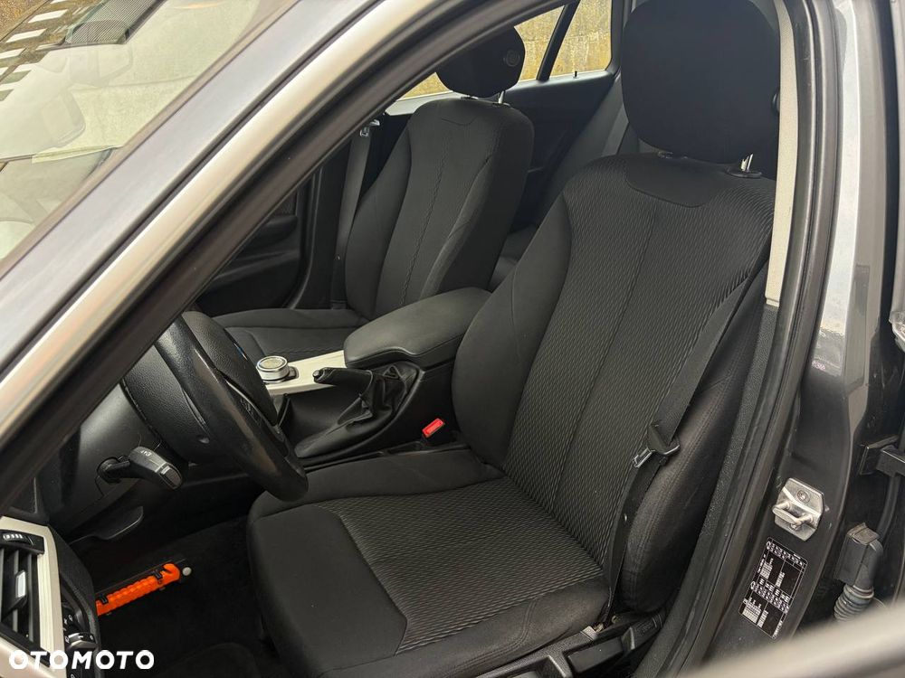 BMW Seria 3 316d - 9