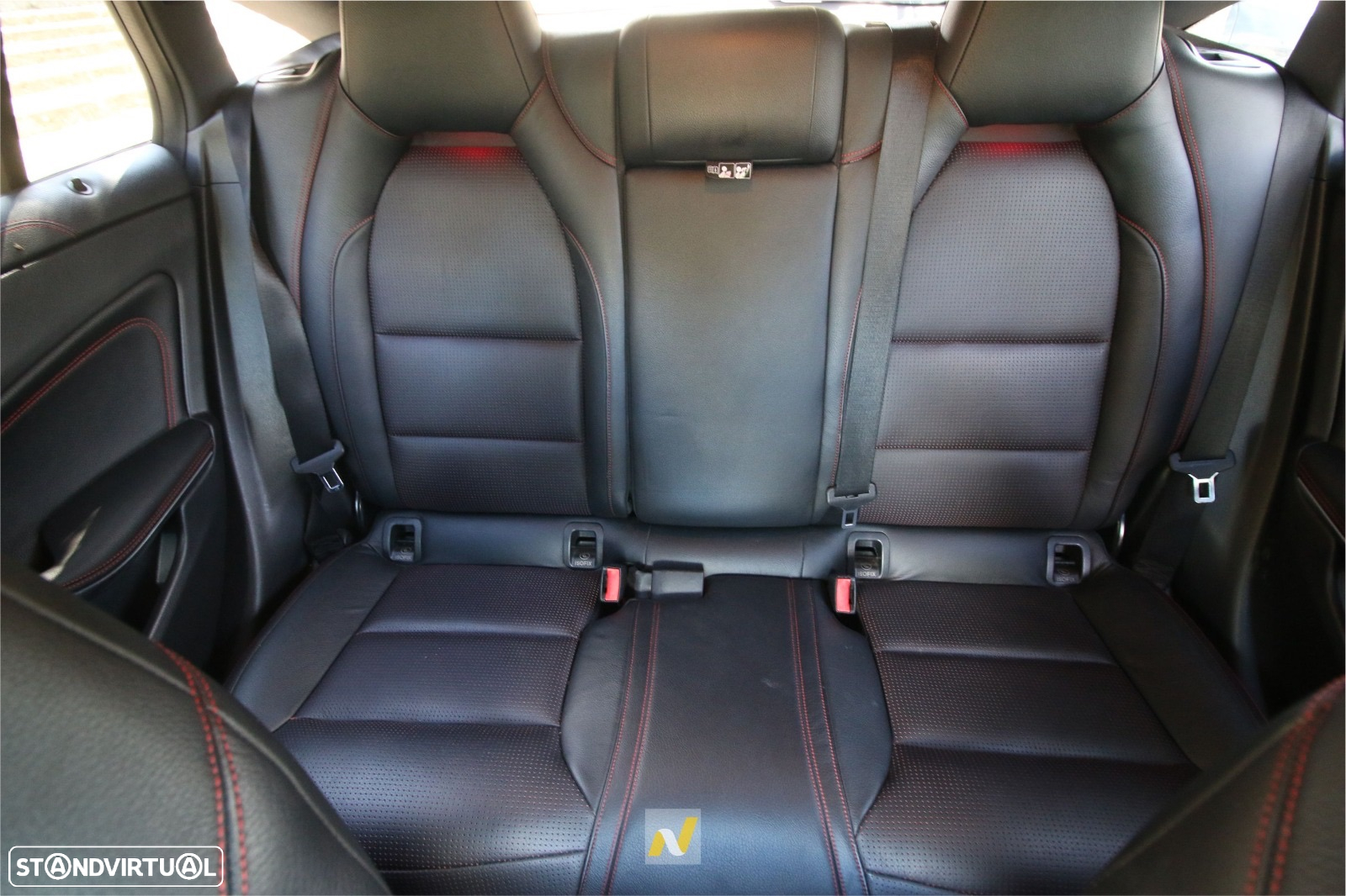 Mercedes-Benz CLA 220 Shooting Brake d 7G-DCT AMG Line - 14