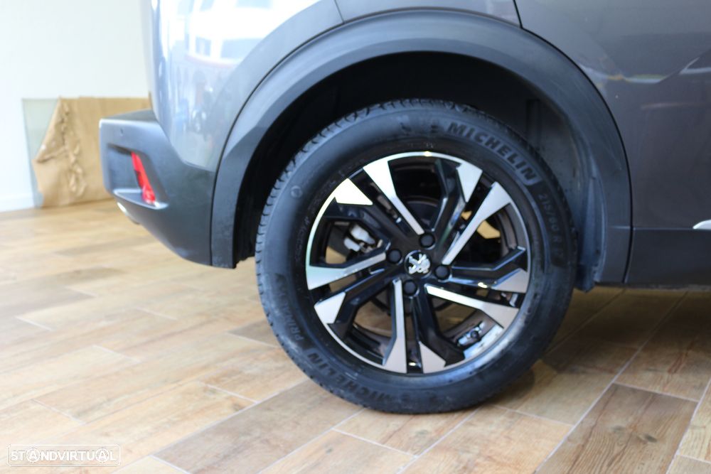 Peugeot 2008 1.5 BlueHDi Allure Pack - 55