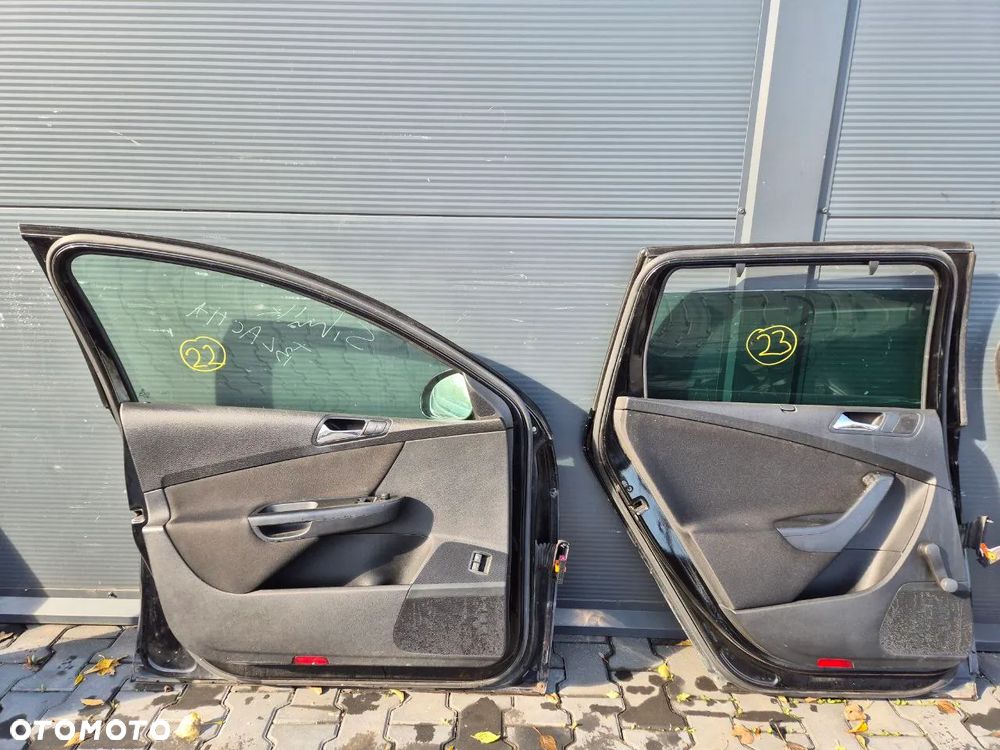 VOLKSWAGEN PASSAT B6 DRZWI - 7