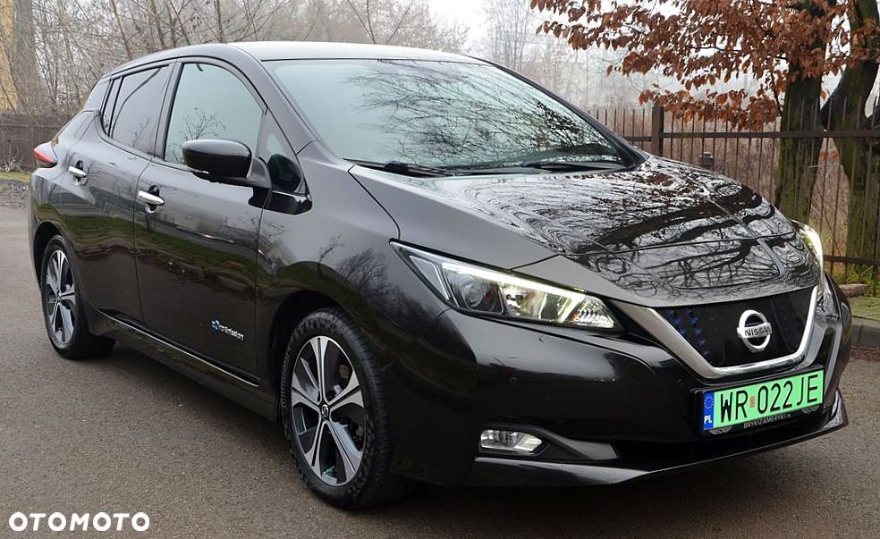 Nissan Leaf 40 kWh N-CONNECTA - 2