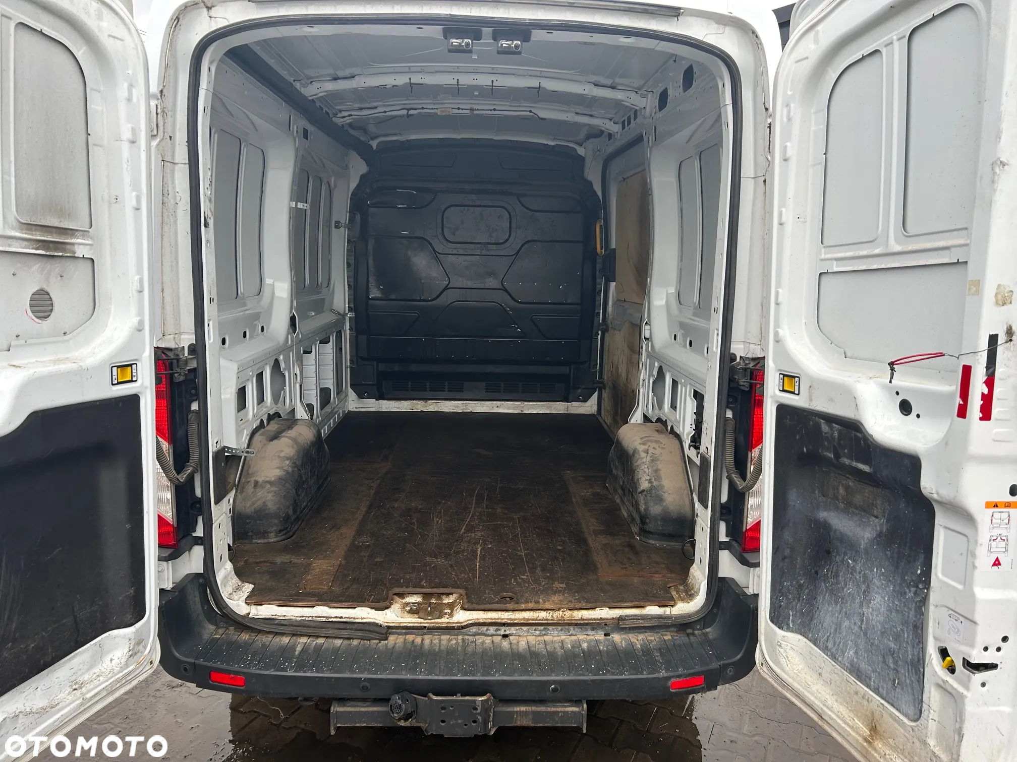 Ford Transit - 10