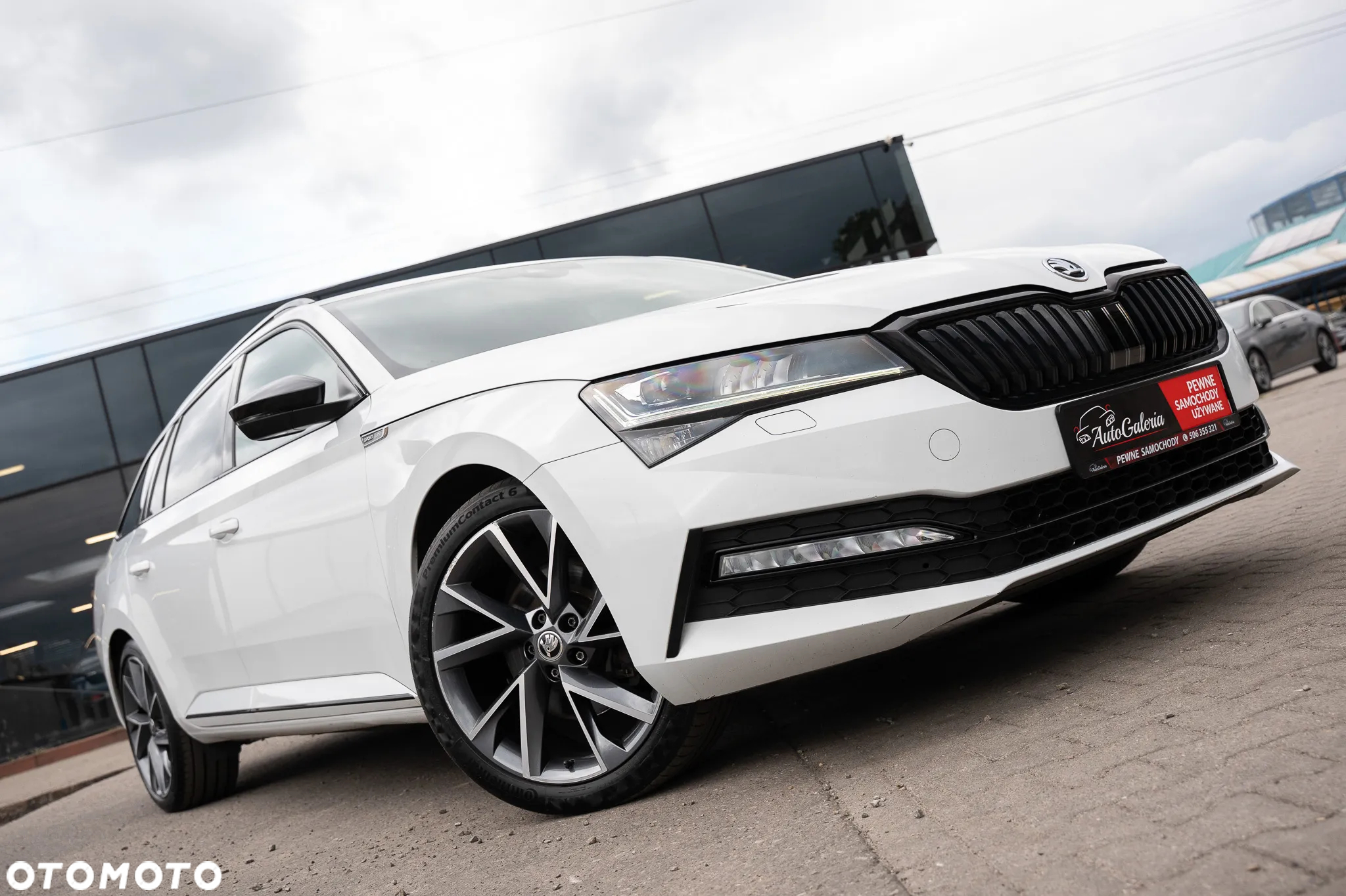 Skoda Superb 2.0 TDI DSG Sportline - 3