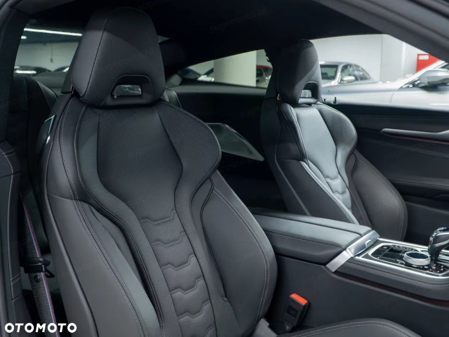 BMW Seria 8 M850i xDrive - 16
