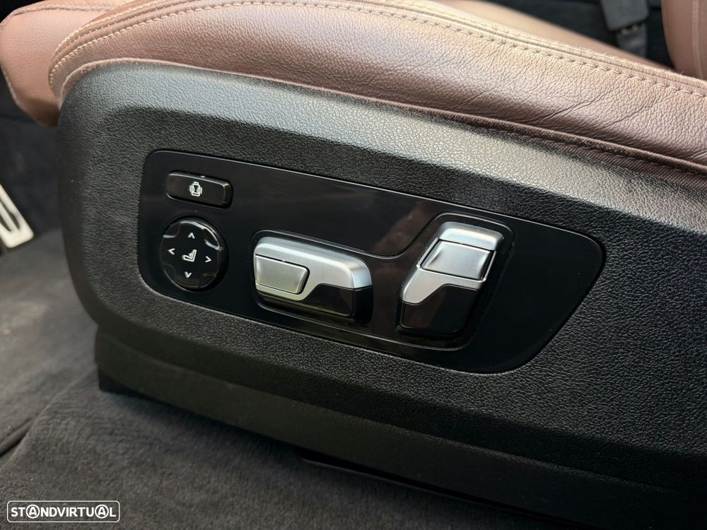 BMW X5 45 e xDrive Pack M - 19