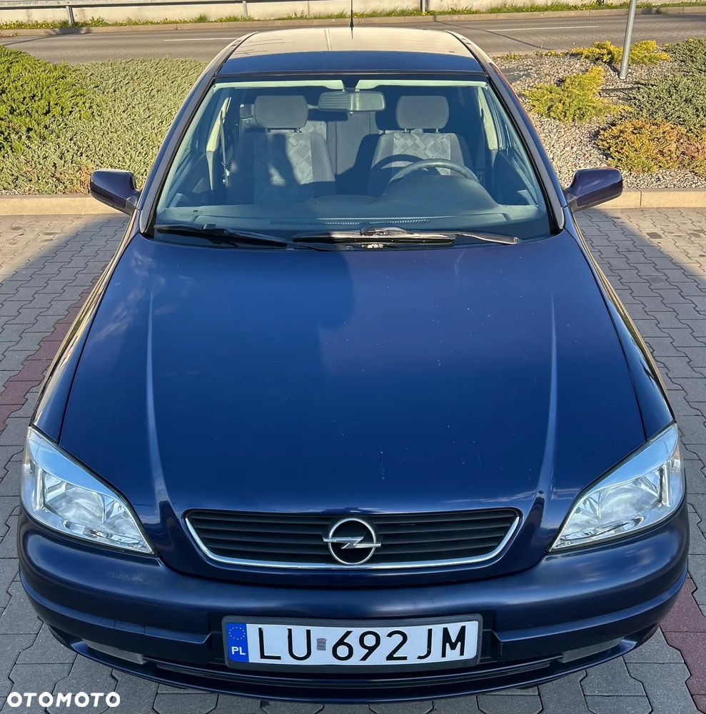 Opel Astra 1.4 Club - 18