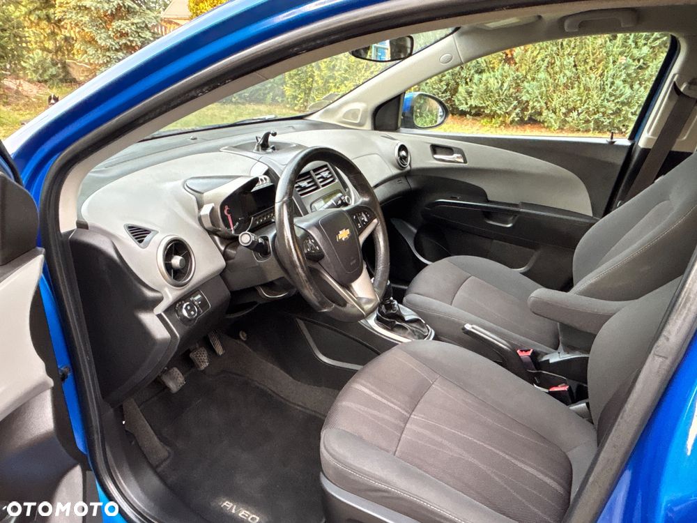 Chevrolet Aveo 1.6 LTZ S/S - 31