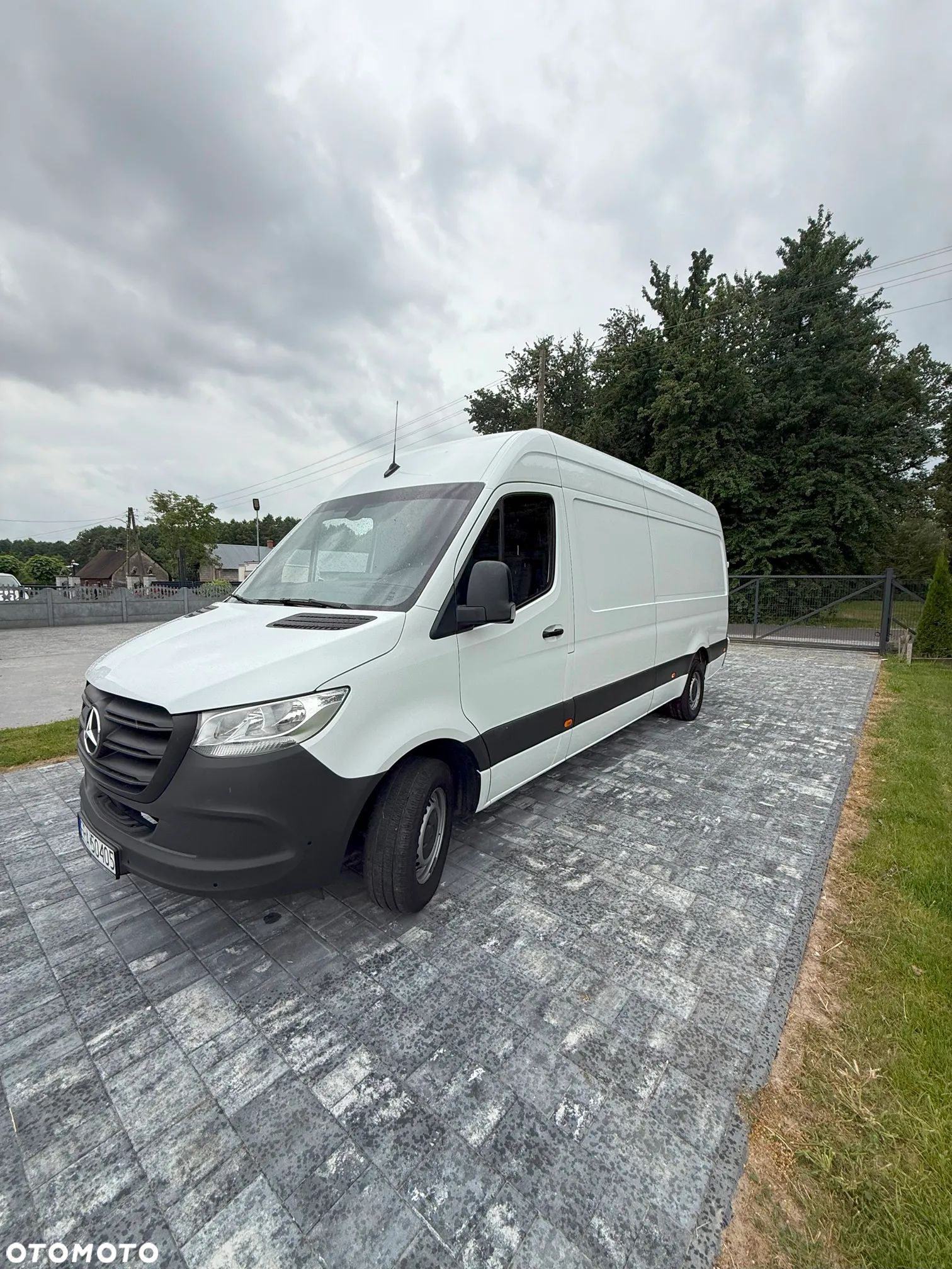 Mercedes-Benz Sprinter - 1