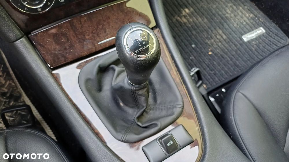 Mercedes-Benz CLK 200 Kompressor Avantgarde Sport Edition - 22