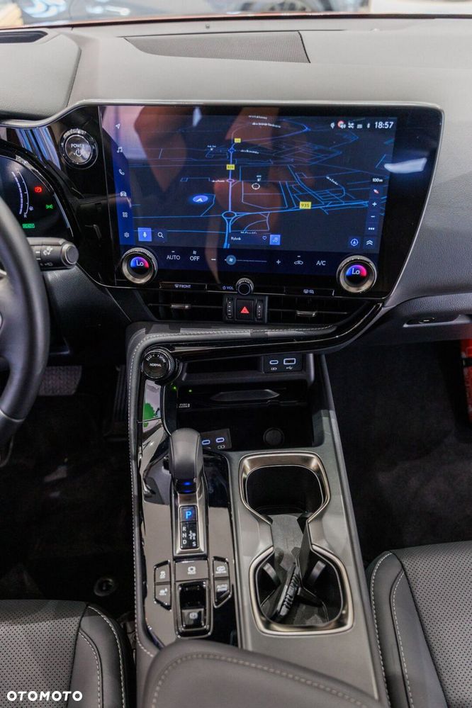 Lexus NX 450h+ Prestige AWD - 28