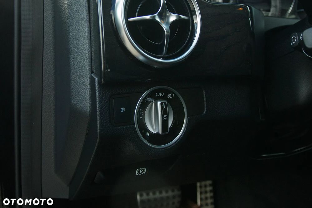 Mercedes-Benz GLK 250 BlueTEC 4Matic 7G-TRONIC - 24