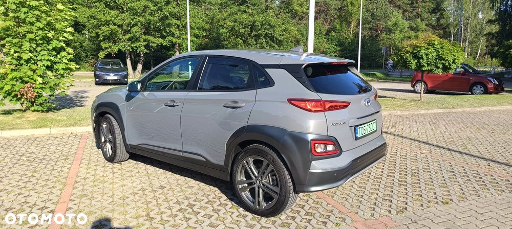 Hyundai Kona 64kWh Premium - 2