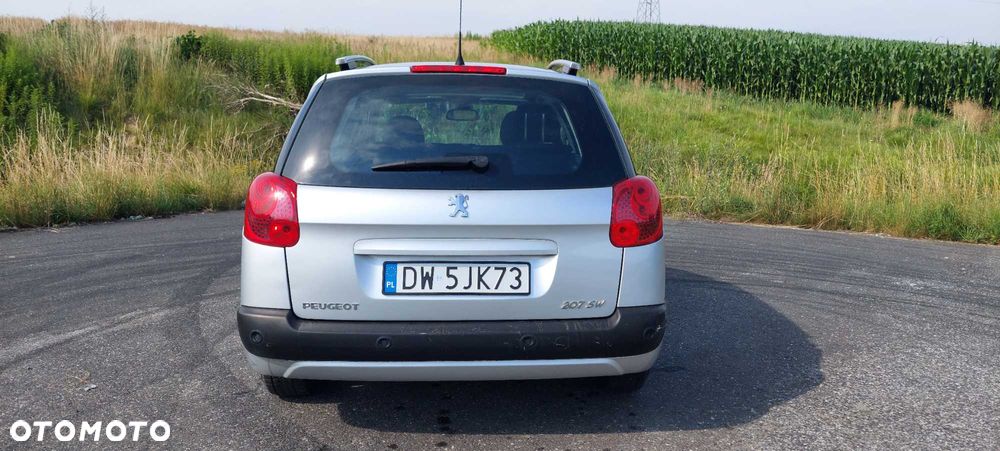 Peugeot 207 - 4