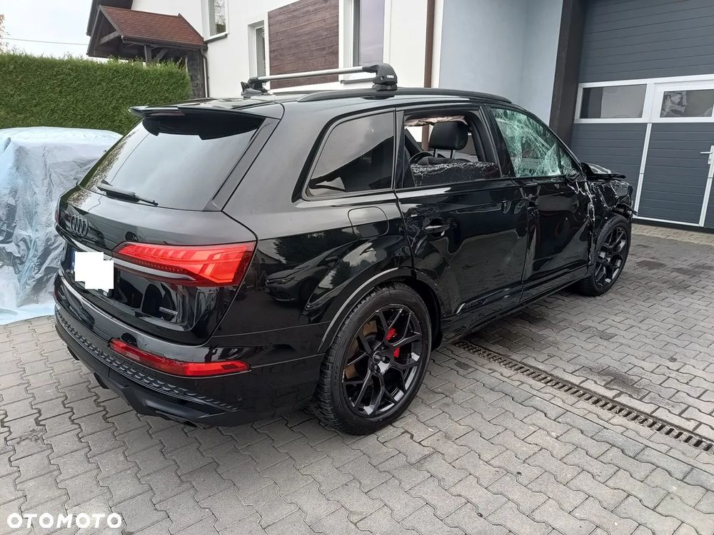 Audi Q7 2025 photo 5
