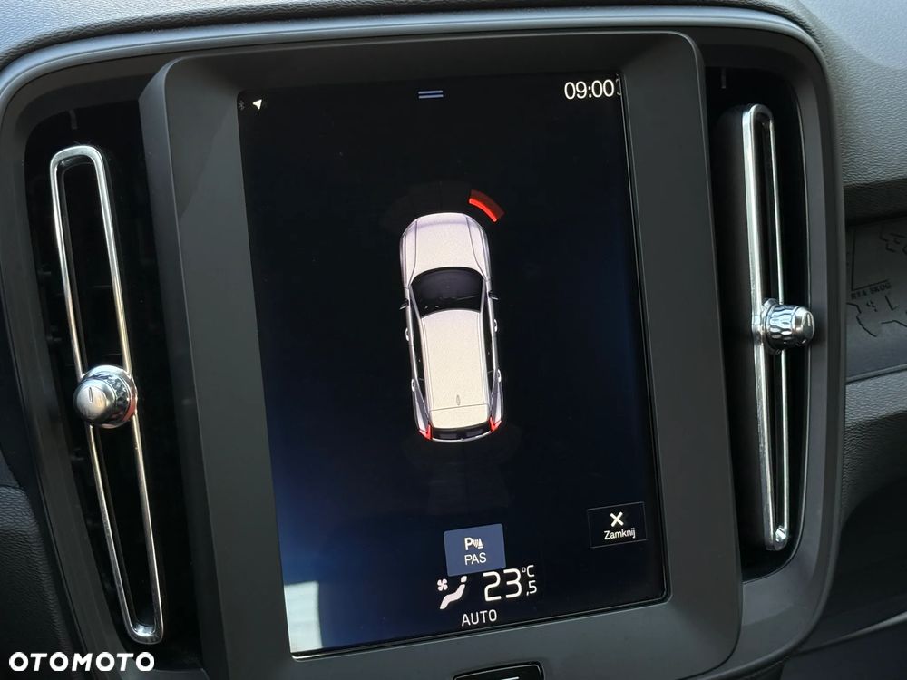 Volvo XC 40 T3 - 17