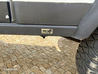 Land Rover Defender - 23