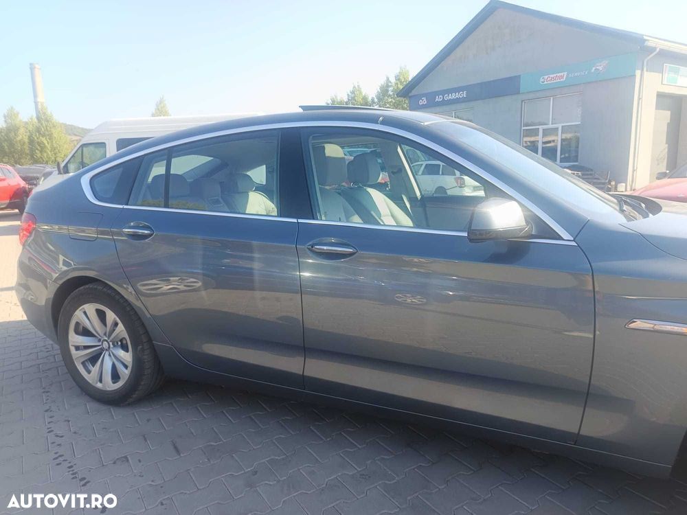 Usa dezechipata BMW Seria 5 GT 2010 ( Pret pe bucata ) - 2