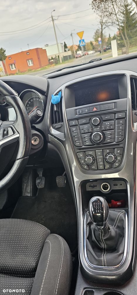 Opel Astra 1.4 T Cosmo - 9